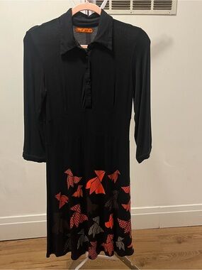 titis Black Collared Midi Dress with Red Origami Accents size medium